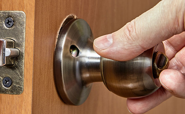 How to Fix a Door That Doesn’t Latch